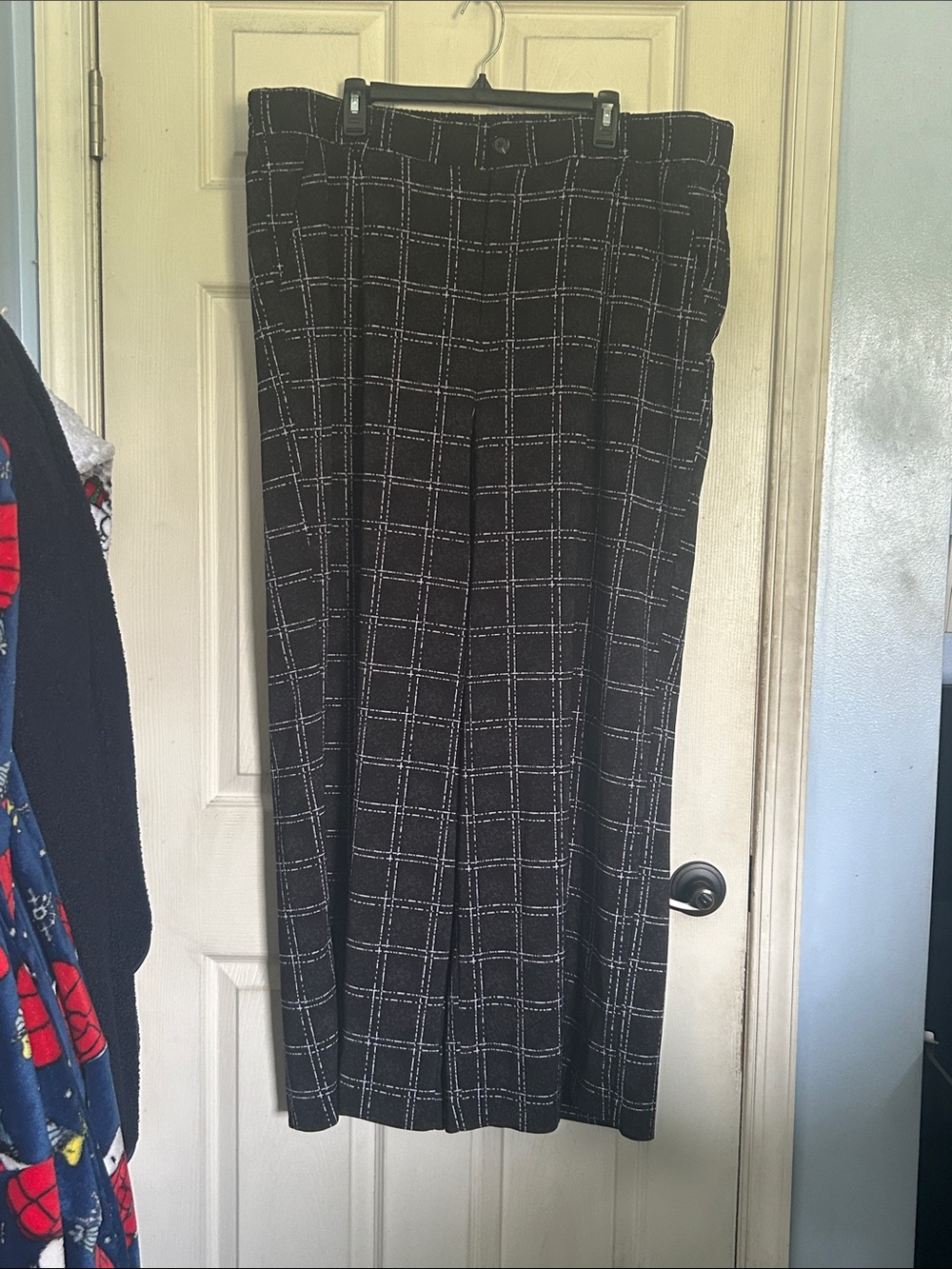 Torrid printed elastic back wide leg pants size 24